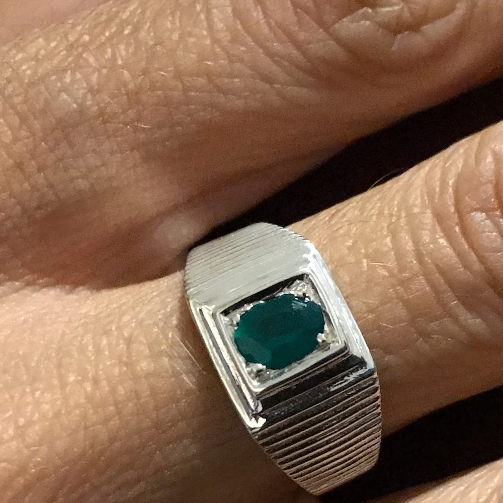 Sterling Silver Oval Lab Created Emerald Ring Size 7